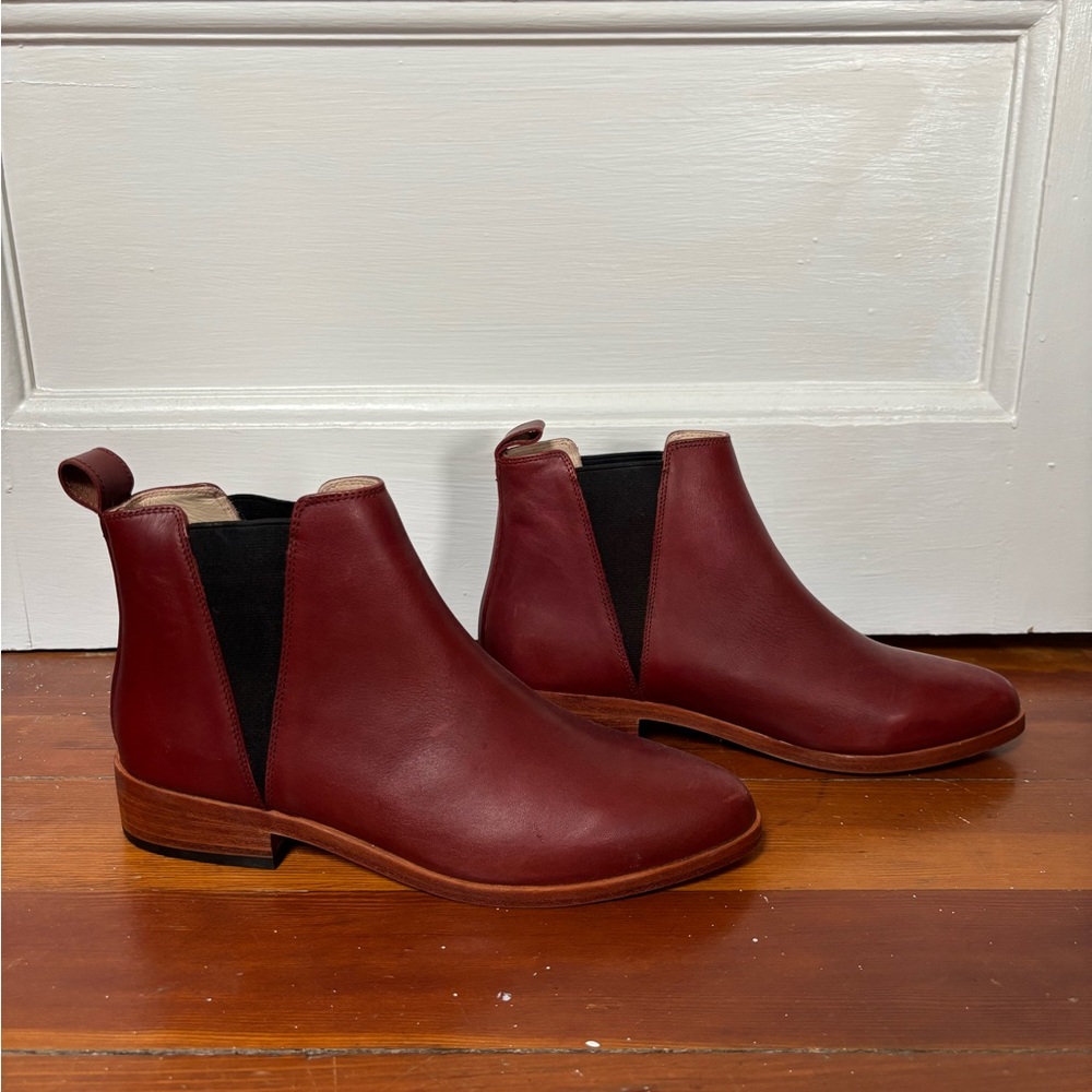 Nicole Eva Everyday Chelsea Boots